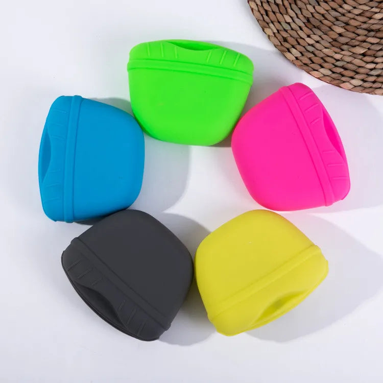 Everyday Silicon Teat Pouch – Waterproof Training Treat Bag, Easy-Open Snack Holder for Dog Training & Walks